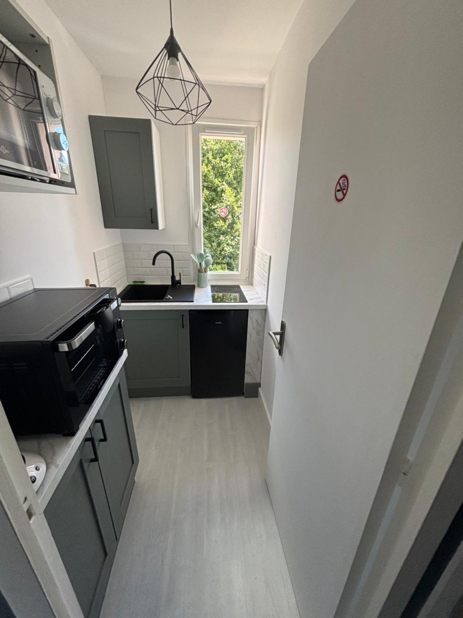 Bienvenue Chez Vous Appartement Valognes Buitenkant foto